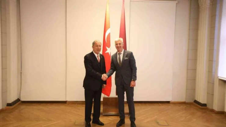 Bakan Akar: 'Türkiye'nin Madrid Zirvesi'nde Finlandiya ve İsveç ile imzaladığı Mutabakat Zaptı bir son değil, iyi bir başlangıçtır'