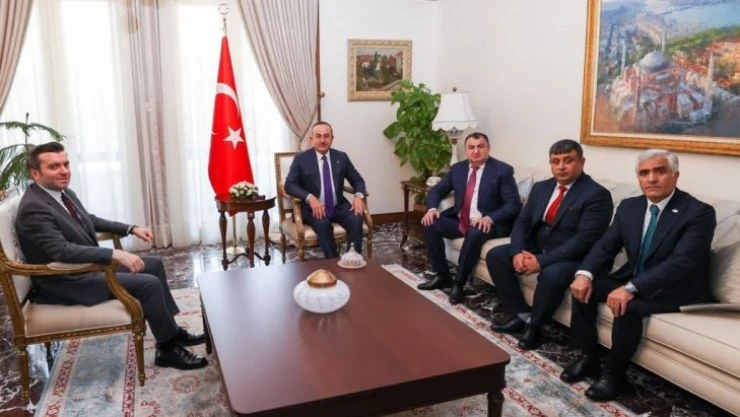 Bakan Çavuşoğlu, DATÜB yetkililerini ağırldı