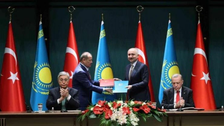 Bakan Karaismailoğlu: 'Kazakistan ile transit geçiş belgesi kotası 7,5 kat artacak'