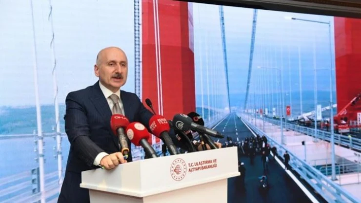 Bakan Karaismailoğlu'dan Osmangazi Köprüsü ve İzmir-İstanbul Otoyolu açıklaması