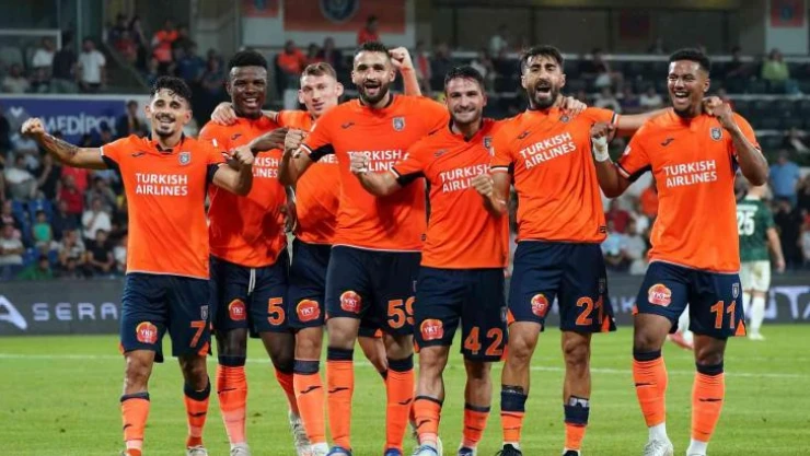 Başakşehir UEFA Konferans Ligi'nde turladı