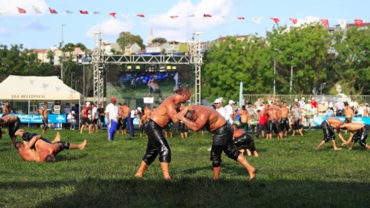 Başpehlivanlar Şile'de er meydanına çıkıyor