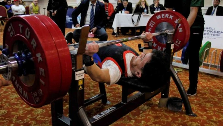 Bedensel Engelliler Halter Türkiye Şampiyonası başladı