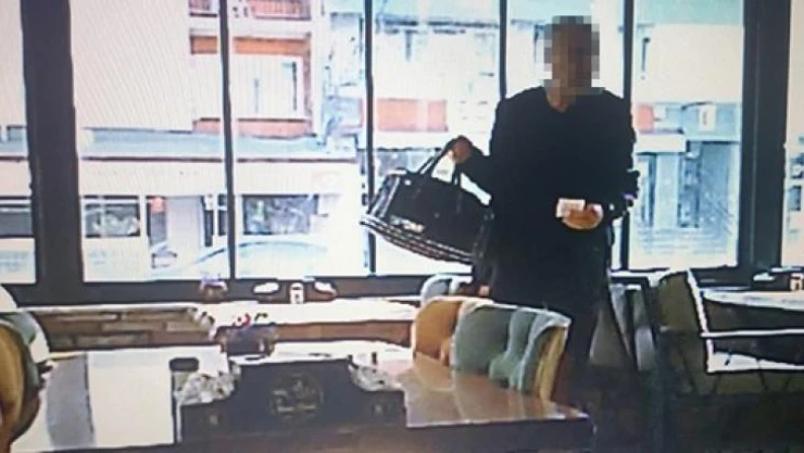 Bilecik'te yaşanan rüşvet olayı an ve an güvenlik kamerasına yansıdı