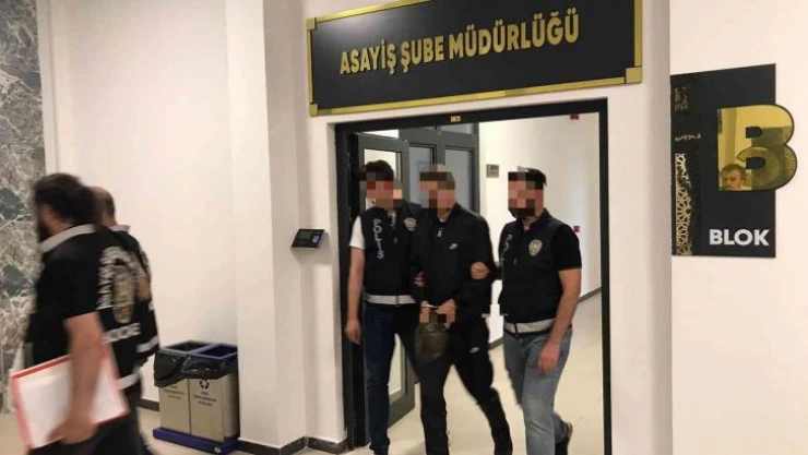 Birlikte yaşadığı kadının ailesi tarafından silahla vurularak öldürüldü