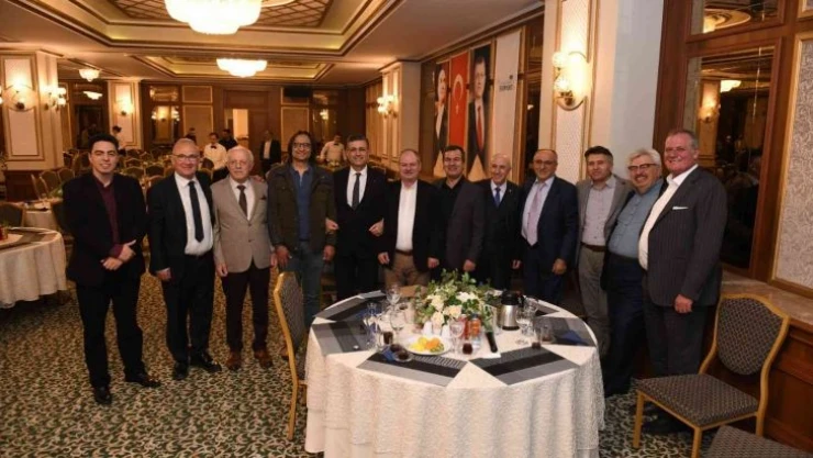 Bölge sanayicileri Esenyurt'ta iftar sofrasında buluştu
