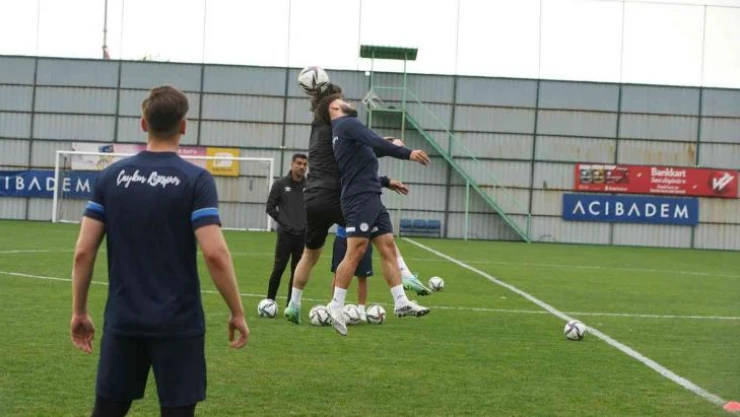 Bülent Korkmaz: 'Rizespor'un layık olduğu yer Süper Lig'