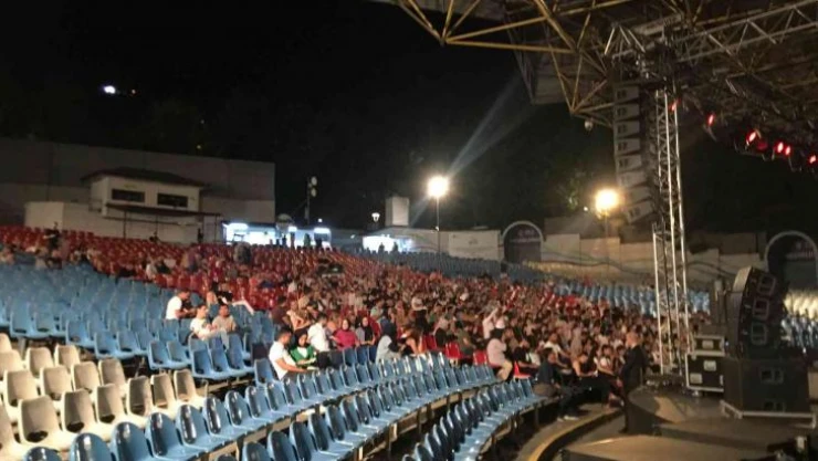 Bursa'da İlyas Yalçıntaş rüzgarı esti