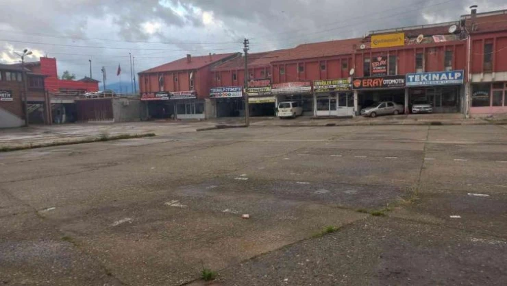 Çaycuma terminali tedbir amacıyla boşaltıldı