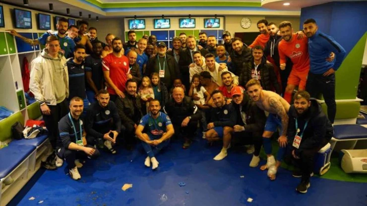 Çaykur Rizespor'dan galibiyet pozu