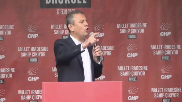 CHP ilk yurt dışı mitingini Brüksel'de gerçekleştirdi