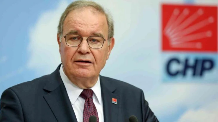 CHP Sözcüsü Öztrak: 'Polise tokat, yumruk atmak kabul edilemez'