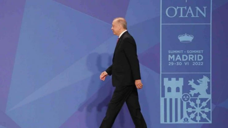 Cumhurbaşkanı Erdoğan, NATO Zirvesi'nde aile fotoğrafı çekimine katıldı