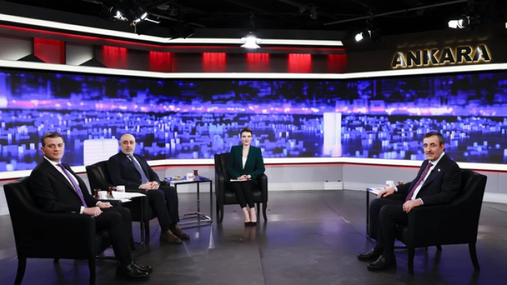 Cumhurbaşkanı Yardımcısı Yılmaz yönetim kurulu ücretleri ve memur alımına açıklık getirdi