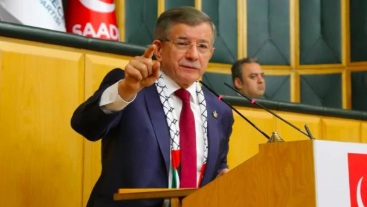 Davutoğlu, darbeci generali YAŞ'ta emekliye sevk etmek istemiş ama engellenmiş