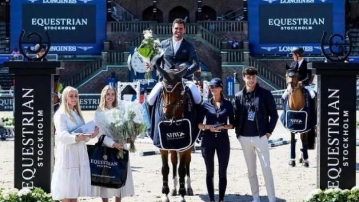 Derin Demirsoy, Global Champions Tour'da birinci oldu
