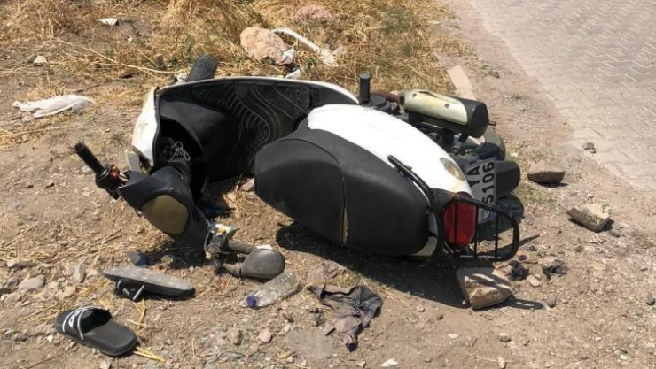 Devrilen motosikletin sürücüsü ağır yaralandı