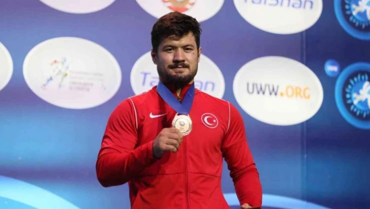 Dünya Şampiyonası'nda bir bronz da Ali Cengiz'den