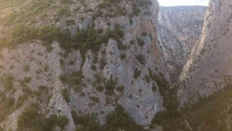 Dünyanın en büyük kanyonlarından Valla'ya giren 11 kişi dışarıya çıkamadı