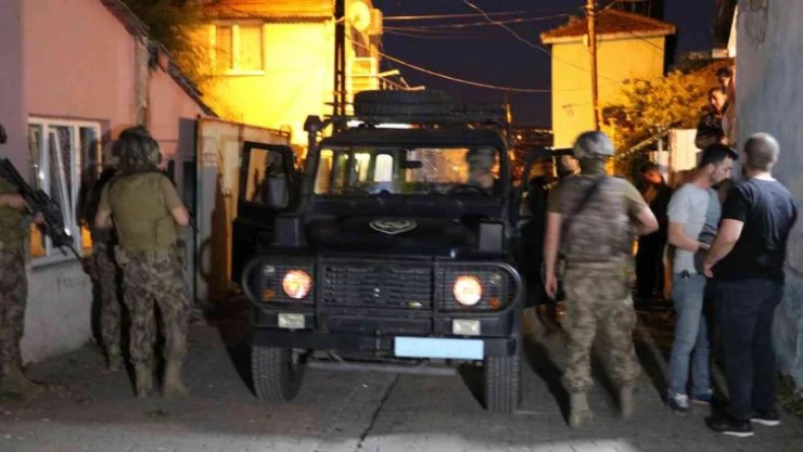 Edirne'de mahalle kavgasında ortalık savaş alanına döndü