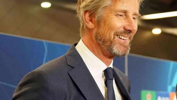 Edwin van der Sar: 'Ahmetcan genç ve hızlı bir oyuncu'