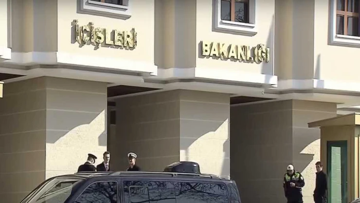 Ekrem İmamoğlu görevinden uzaklaştırıldı, Şişli Belediyesine kayyum atandı