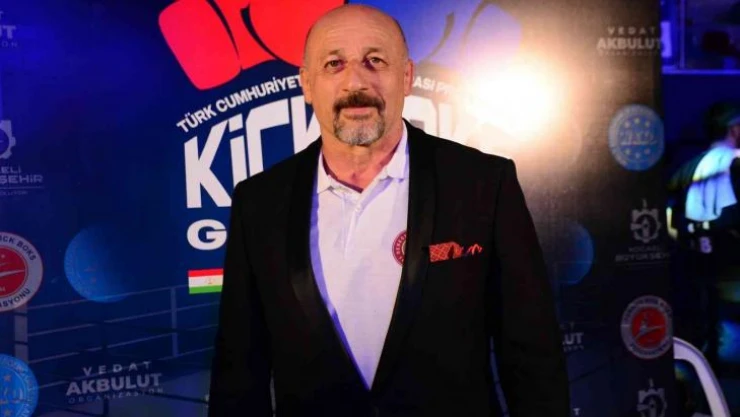 Emekli paraşütçü dağ komandosu, kick boks ringlerinin hakimi oldu