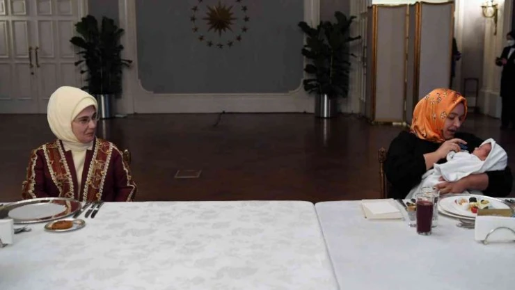 Emine Erdoğan, kadın girişimcilerle iftarda buluştu