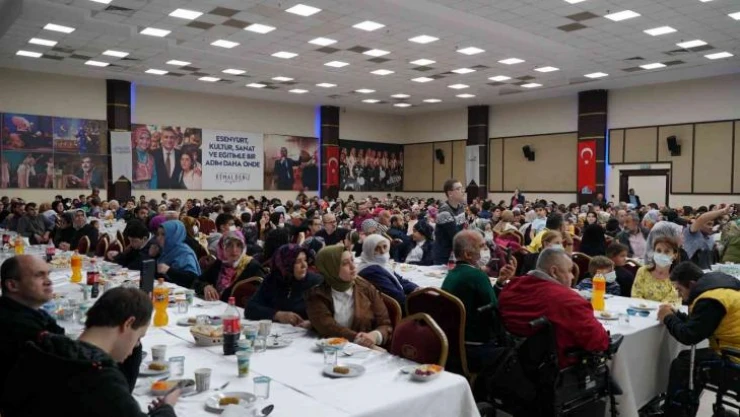 Esenyurt'ta engelli gençler için temsili asker eğlencesi