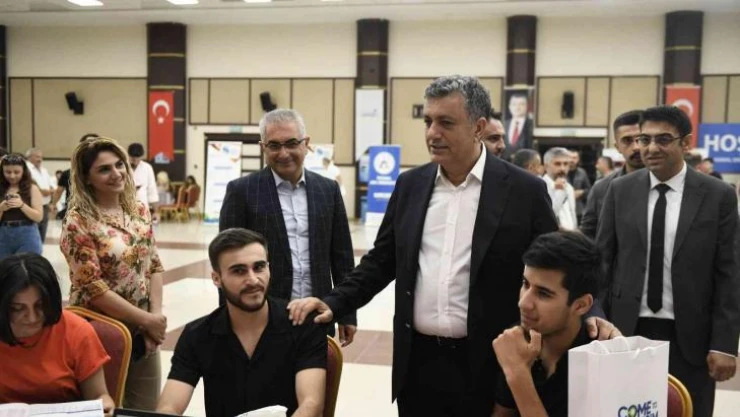 Esenyurt'ta öğrencilere tercih desteği