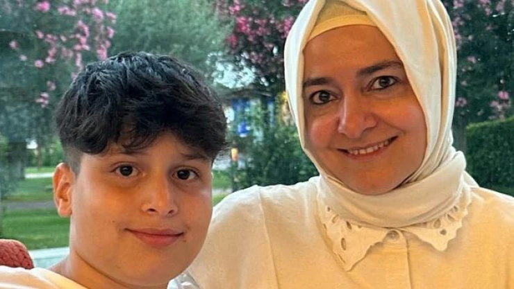 Eski Bakan Fatma Betül Sayan Kaya'nın oğlu LGS'de birinci oldu