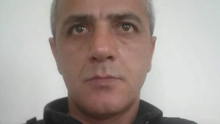 Eski itfaiyeci evinde ölü bulundu