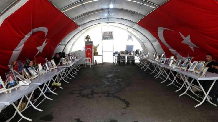 Evlat nöbeti 980'ıncı gününde