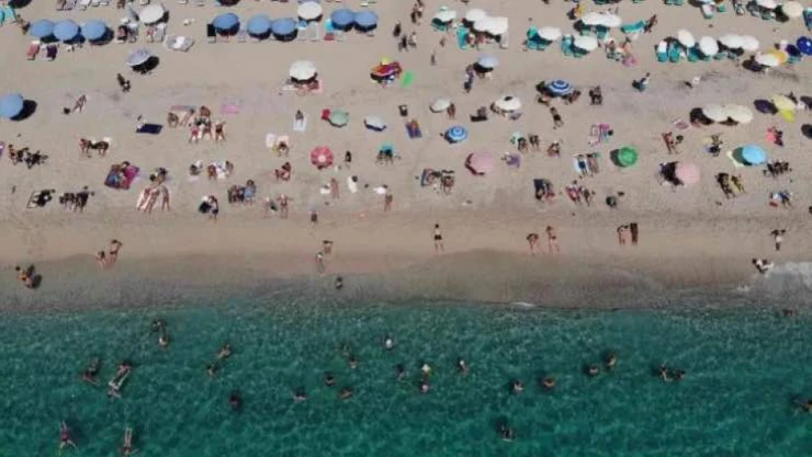 Fırsatçı esnaf turisti de kaçırdı