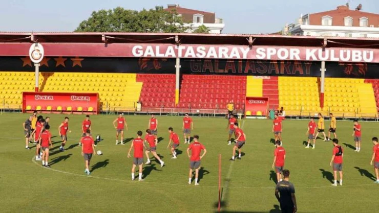 Galatasaray, yeni sezon hazırlıklarını sürdürüyor