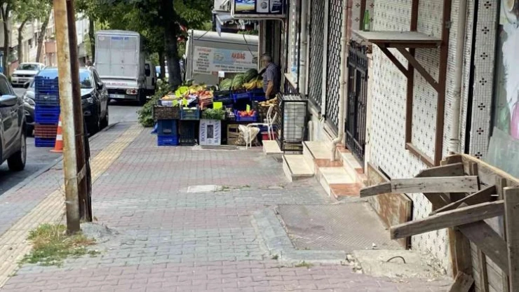 Gaziosmanpaşa'da 19 yaşındaki genç başından vurularak öldürüldü