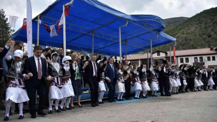 Gümüşhane'de 19 Mayıs'a coşkulu kutlama