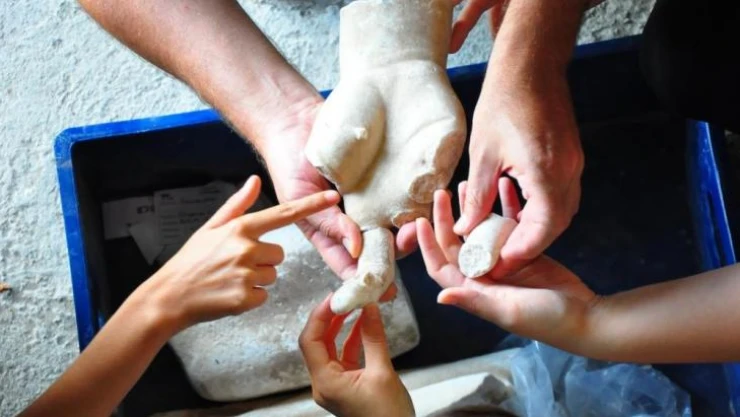 Günümüze ulaşan tek Hestia heykeli, gün sayıyor