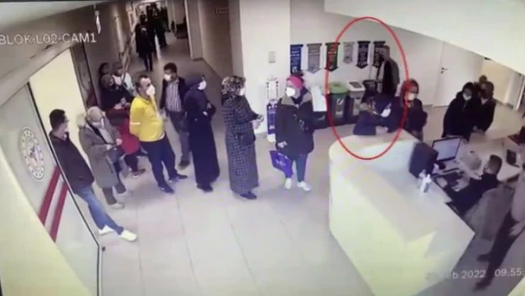 Hastanelerde röntgen çektiren yaşlıları dolandıran şahıs yakalandı