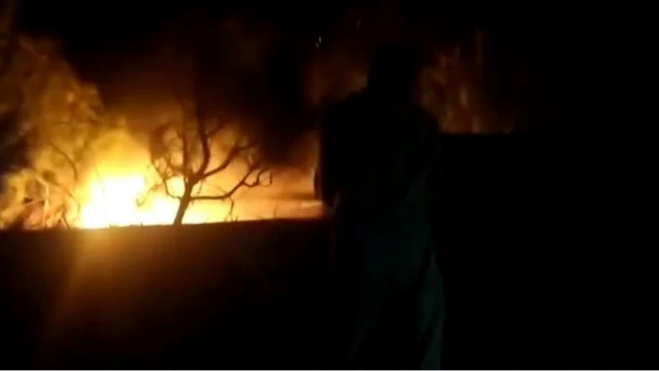 Hatay'da bitki örtüsü alanındaki yangın büyümeden söndürüldü