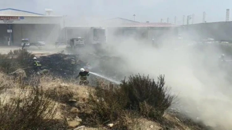 Hatay'da sanayide çıkan yangın kontrol altına alındı