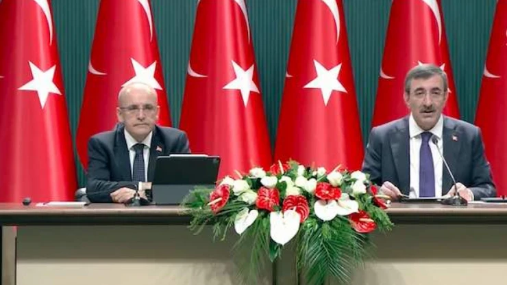 Hazine ve Maliye Bakanı Şimşek, bir de kamuya ait diskoteklere çözüm üretse