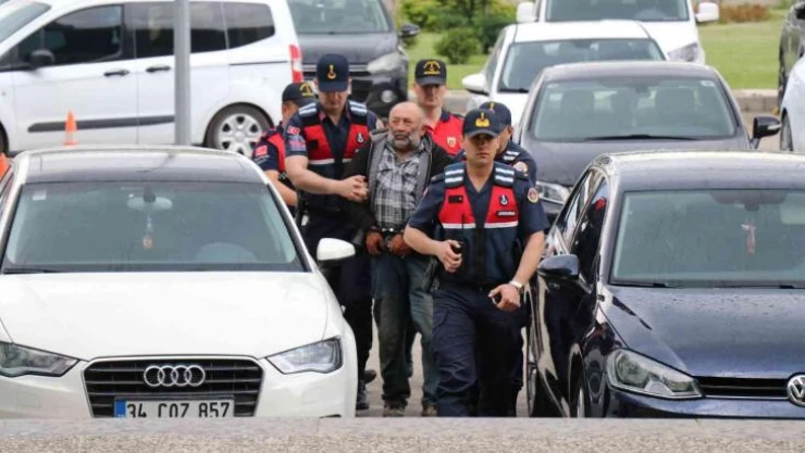 Husumetlisi olduğu şahsı öldüren zanlı adliyeye sevk edildi