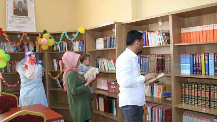 İdlib şehidi İbrahim Tüzel'in ismi kütüphaneye verildi