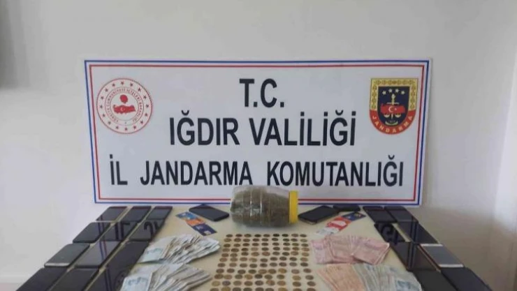 Iğdır'da aralarında kamu personelinin de bulunduğu 31 kişiye dolandırıcılık operasyonu