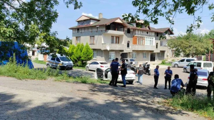 İki grup arasında kavga: 1 kişi tüfekle vuruldu, 3 kişi darp edildi