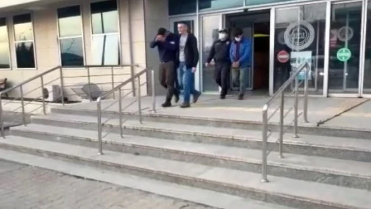 İnşaatlardan demir çalan 2 şahıs tutuklandı