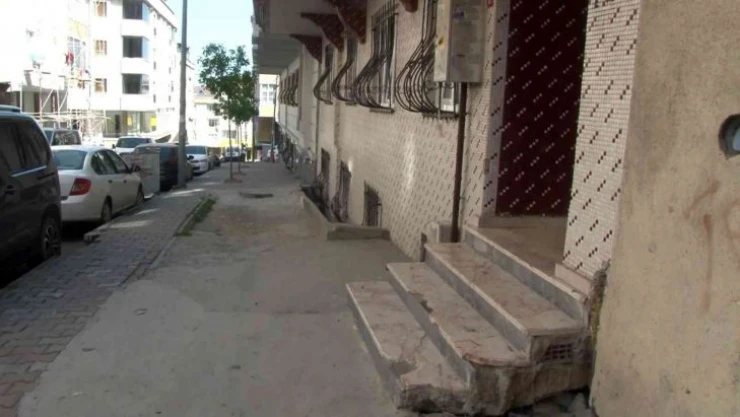 İtalya'ya gitme hayali kötü bitti: Arnavutköy'de rehin tutulan 2 Afgan kurtarıldı