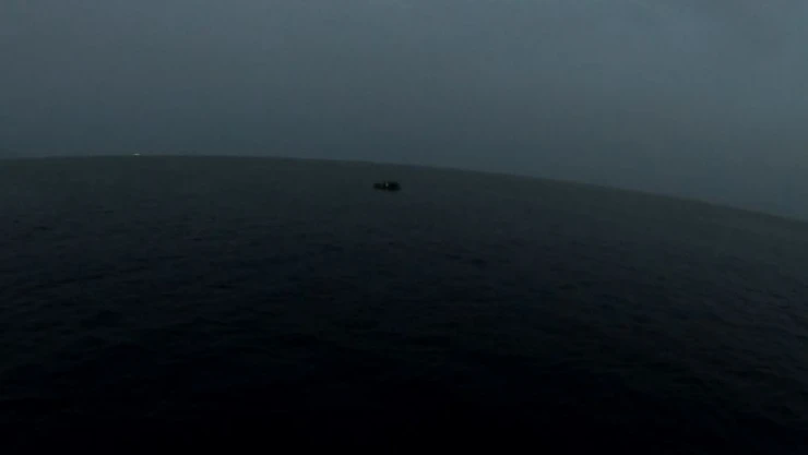 İzmir açıklarında 47 göçmen kurtarıldı