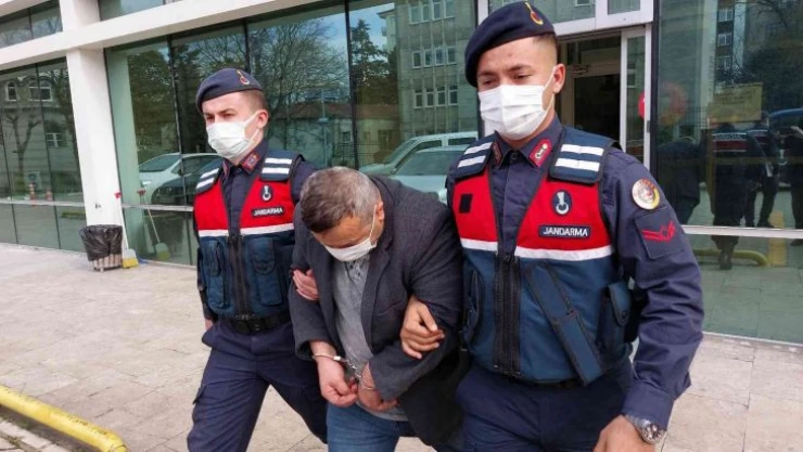 İzmir'den Samsun'a uyuşturucu ve silah getirirken yakalanan kamyon şoförü tutuklandı